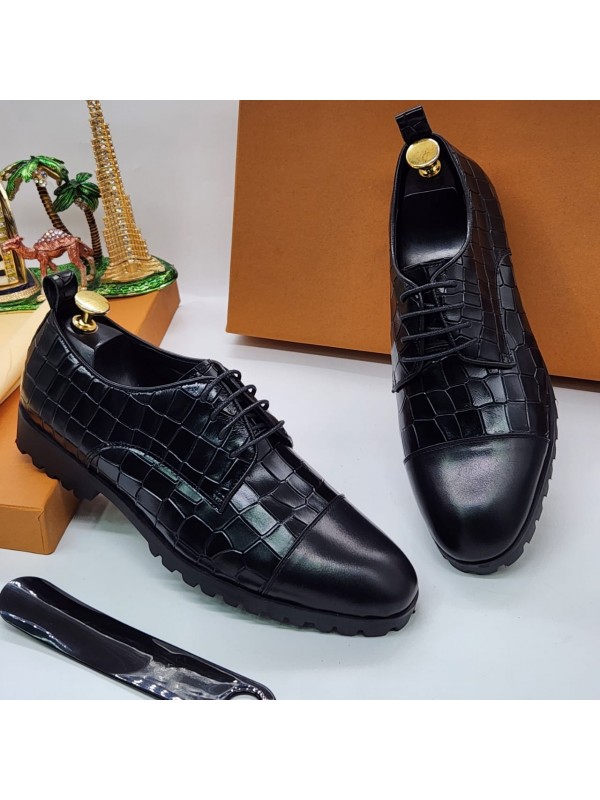 Original Louis Vuitton Half Shoes for Men Available in Surulere - Shoes,  Flacko Stores